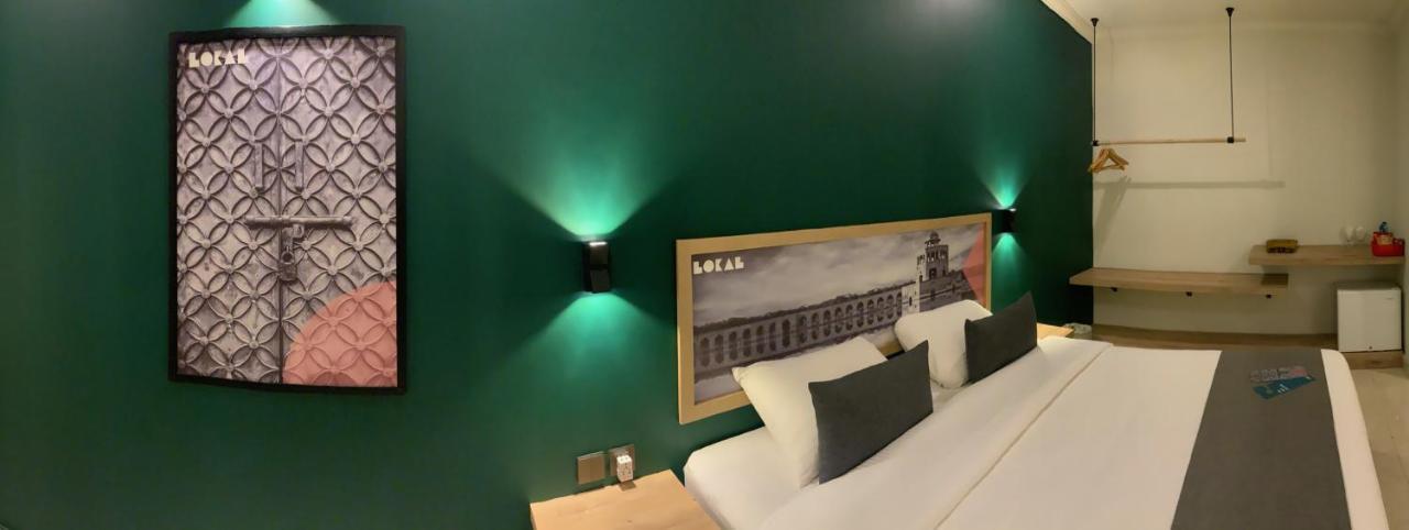Lokal Rooms X Gulberg Лахор Екстер'єр фото