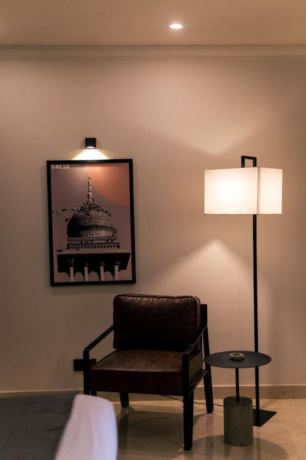 Lokal Rooms X Gulberg Лахор Екстер'єр фото