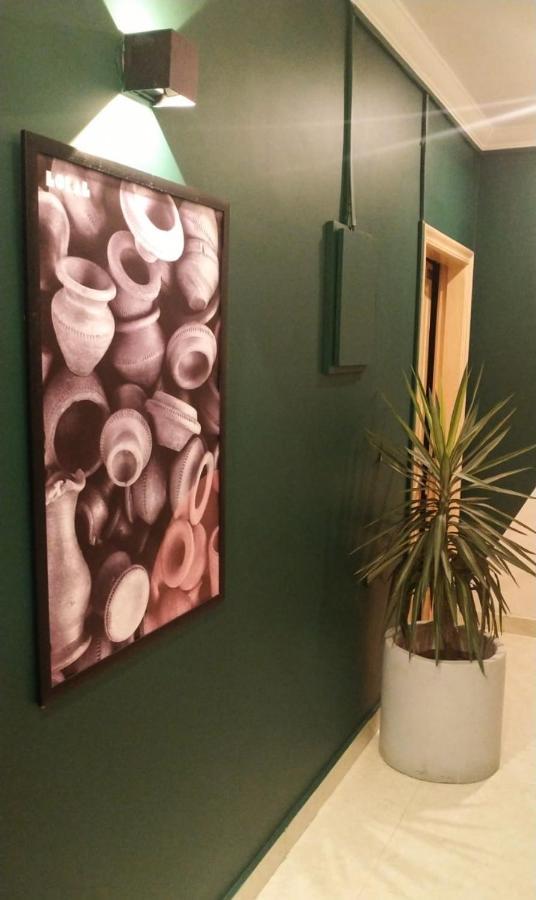 Lokal Rooms X Gulberg Лахор Екстер'єр фото